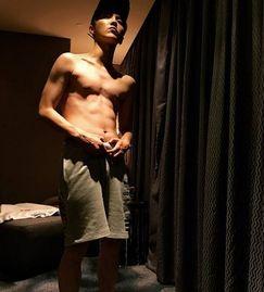 健身男主播爆料视频,幕后健身生活与真实健身心得